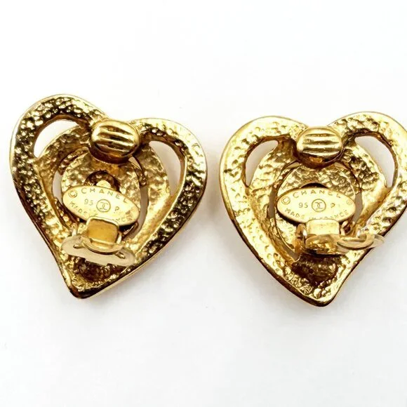 Chanel Vintage Gold Plated Spiral CC Heart Clip on Earrings - Picture 4 of 4
